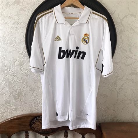 bwin football jersey